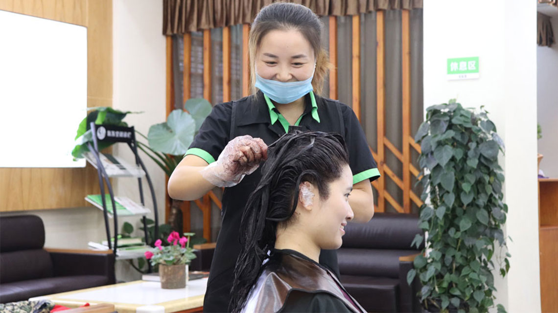 氧发堂植物染发加盟